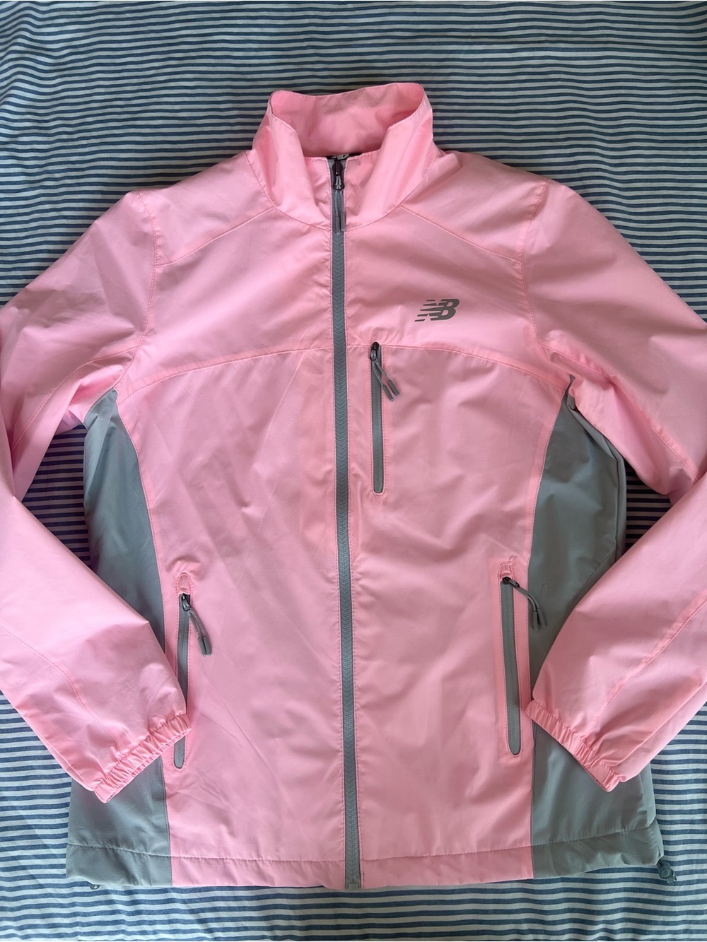New Balance Pink and Gray Running Windbreaker Jacket M size Pink&Grey